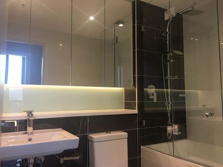 3 Bedrooms Apartment with tile floor! - Photo 5