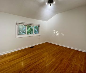 For Lease - 287 Kent Crescent, Burlington, Ontario - Photo 4