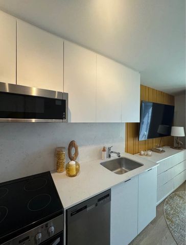 1655 Carling Avenue - Photo 4