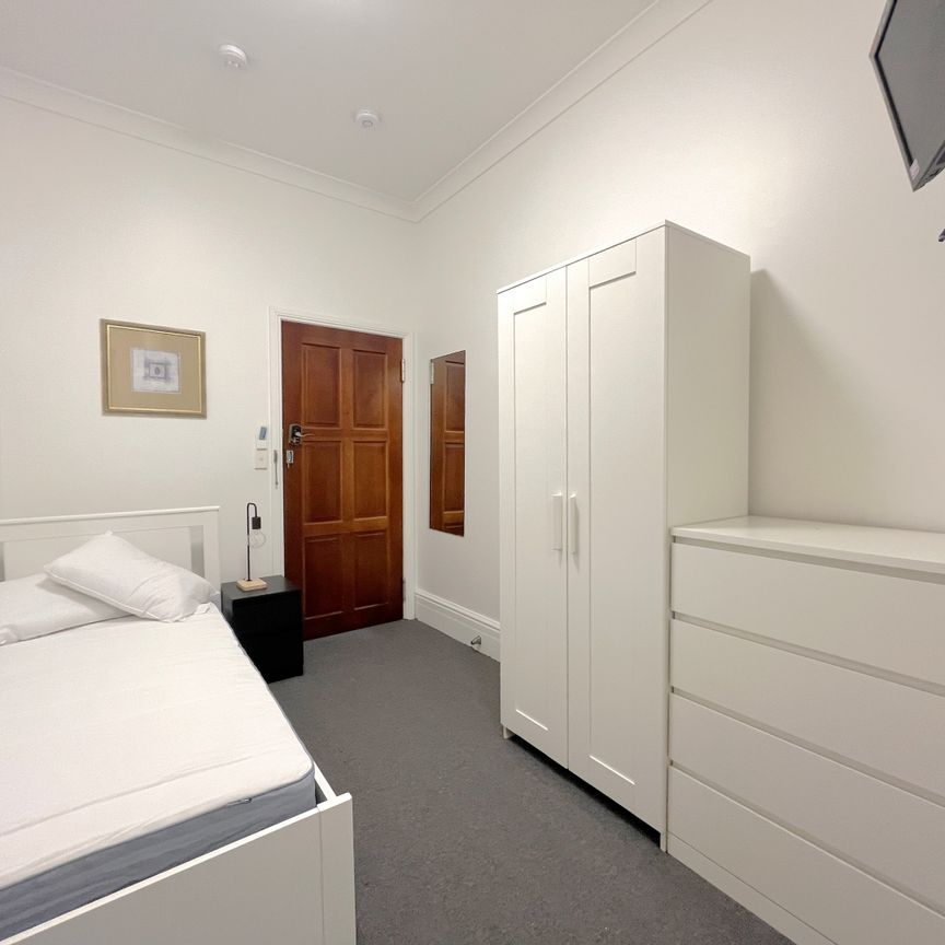 144 Crown Street, Darlinghurst NSW 2010 - Studio For Rent | Domain - Photo 1