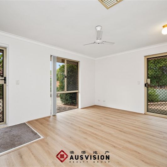Charming 3-Bedroom Villa Near Curtin University and Westfield Carousel - Photo 1