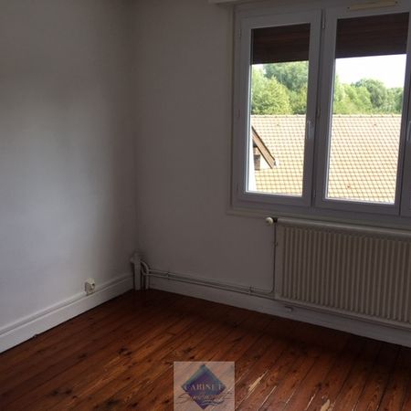 Location Appartement 3 pièces 58m² EU 76260 - Photo 4