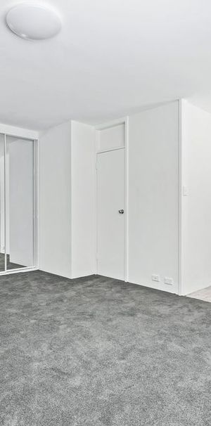Renovated Studio in in Prime Darlinghurst Location - Photo 1