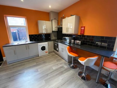 Spring Gardens, Salford - Photo 5