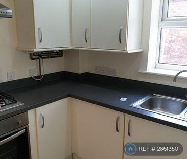 1 bedroom flat to rent - Photo 2
