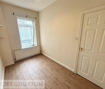 2 bedroom terraced house to rent - Photo 3
