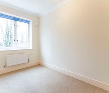 3 bedroom townhouse to rent - Photo 3