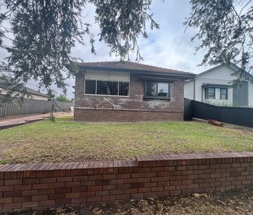 20 Preddys Road, Bexley NSW 2207 - House For Rent | Domain - Photo 6