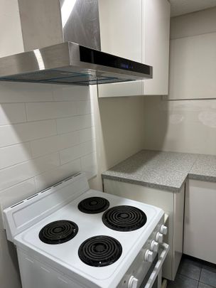 For Lease - 425 Jane Street Unit# 10, Toronto, Ontario - Photo 1