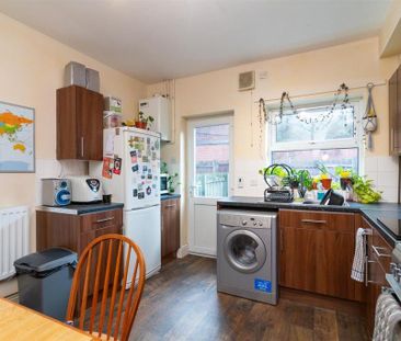 2 bedroom terraced house to rent - Photo 3