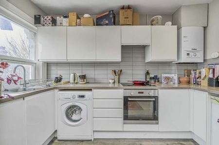 1 bedroom flat to rent - Photo 5