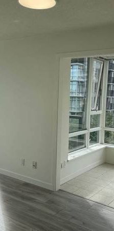 DT Vancouver One Bedroom and Den for rent - Photo 1