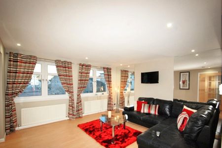 3 Bed Flat, Grandholm Crescent, AB22 - Photo 2