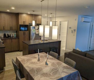 3 1/2 style condo à louer - Photo 2