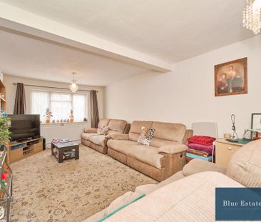 4 bedroom terraced house to rent - Photo 6