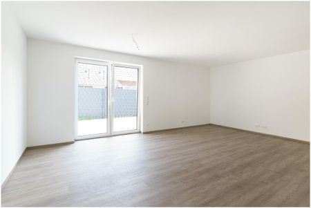 ***Exklusive Neubau-Wohnung - 4 ZKB - Reihenmittelhaus in Flachsmeer*** Carport, Garten, Einbauküche - Photo 3