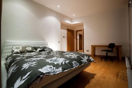 3 Bed Penthouse, Fleming House, G3 - Photo 4