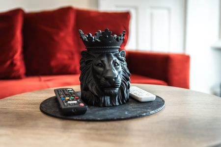 1 Bed Flat, Thornbury Avenue, SO15 - Photo 2