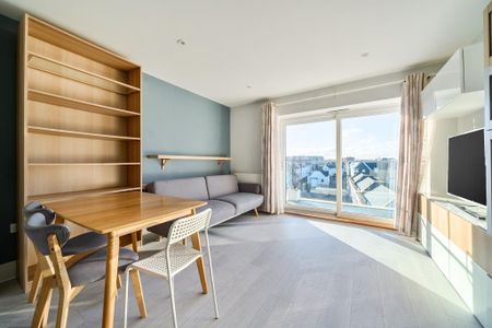 3 bedroom flat to rent - Photo 3