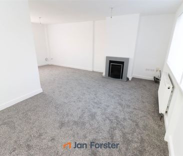 3 Bedroom House - Semi-Detached - Photo 1