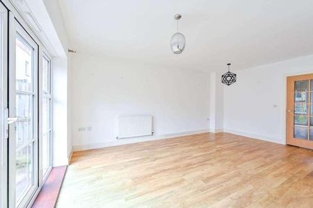 Epsom Road, Guildford, Gu, Guildford, GU1 - Photo 2