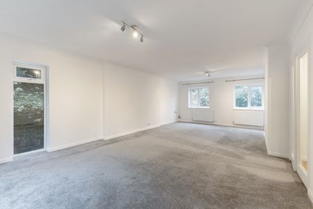 5 bedroom detached house to rent - Photo 2