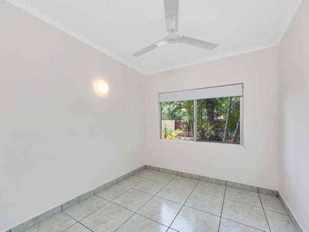 Trinity Beach Delight! - Photo 4