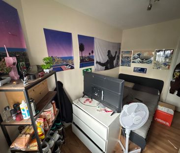 Room in a Shared House, Watford Way, NW4 - Photo 3