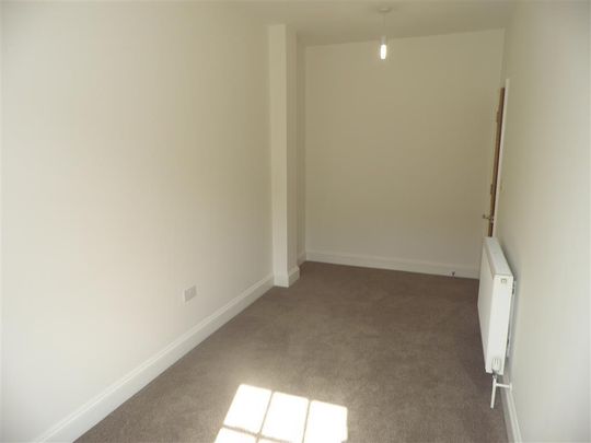Long Acre, Bath - Photo 1