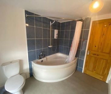 Camelford, Camelford, PL32 - Photo 3