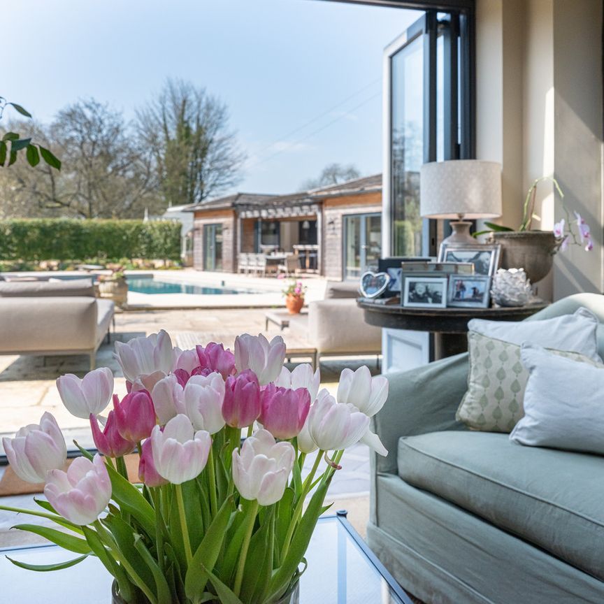 Westonbirt Tetbury, GL8 - Photo 1