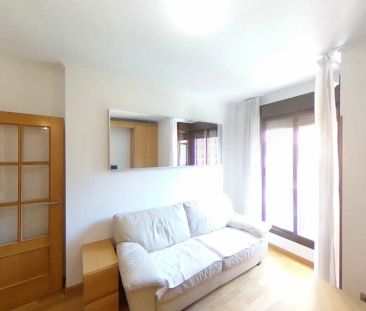 Piso de alquiler en Calle de Samaniego, Rejas - Photo 6