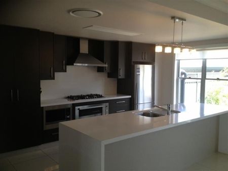 Tamworth Furnished Accommodation - Hillvue - Photo 5