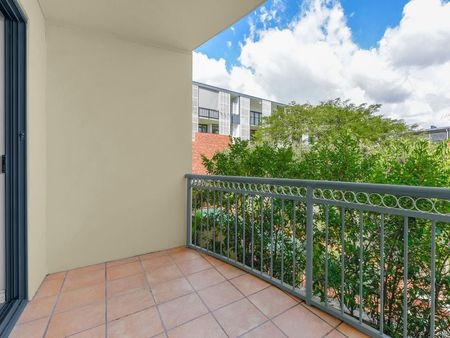 Great Location and Awesome Value Apartment - Photo 5