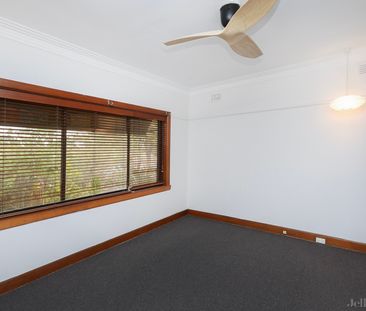 19 Gloucester Street, Reservoir - Photo 3