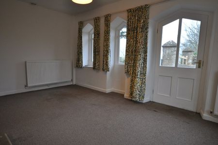 Lodge Cottage, Lypiatt, Stroud, GL6 - Photo 3