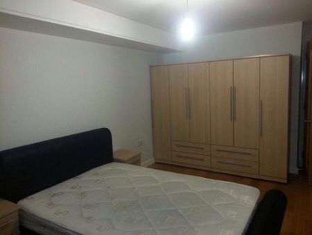 3 bedroom private hall to rent - Photo 4