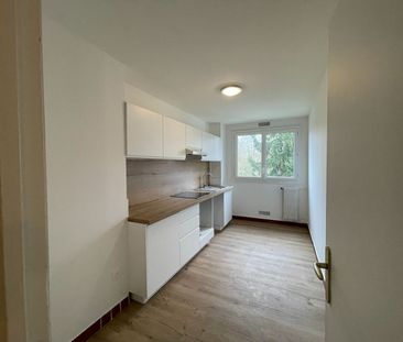 Location Appartement 4 pièces 89m² - Photo 2