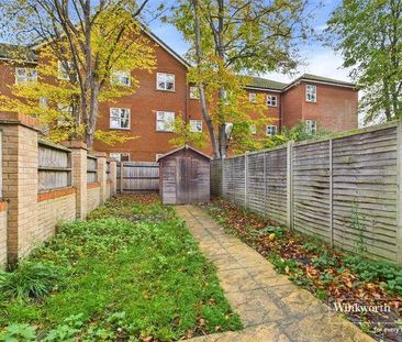 Haden Square, Reading, Berkshire, RG1 - Photo 3