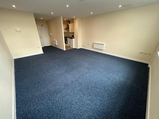 Studio to rent - Photo 1