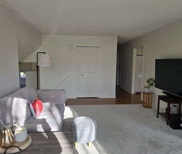 For Lease - 16 Meadowview Road, London South, Ontario - Photo 5