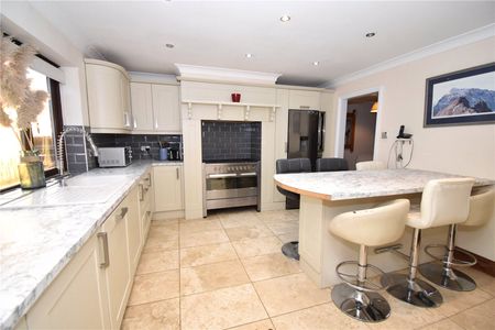Fambridge Road, Althorne, Chelmsford, Essex, CM3 6BZ - Photo 5