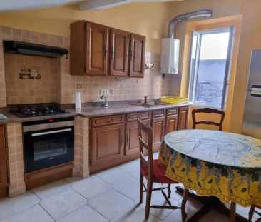 A LOUER - APPARTEMENT T4 MEUBLE CITADELLE BASTIA 20200 - Photo 2