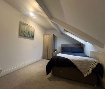 1 bedroom in a flat share to rent - Photo 6