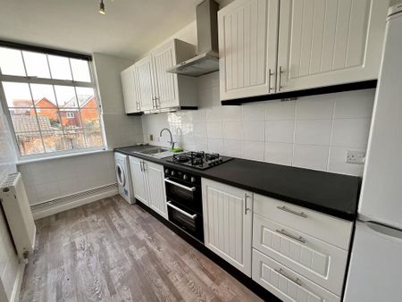 2 bedroom apartment to rent - Photo 2