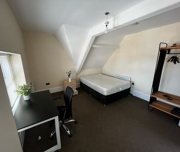 3 bedroom apartment to rent - Photo 5