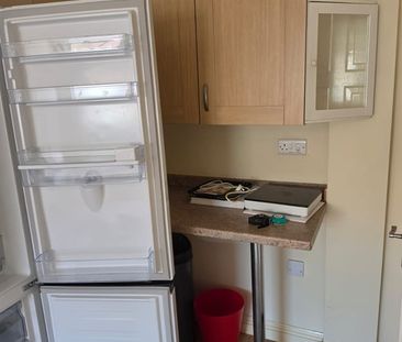 1 Bed Flat, Kenmore Avenue, HA3 - Photo 5