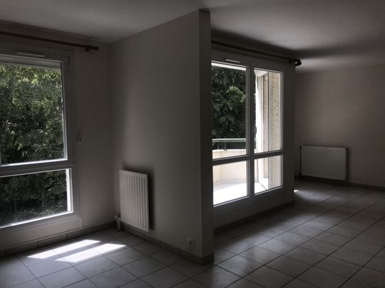 À Évry, appartement en location avec VIRY CHATILLON - PIDF Évry (91000) - Photo 1