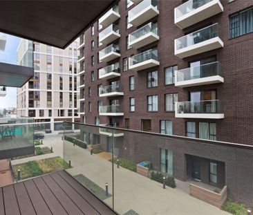 Superb second floor studio apartment in The Roper Building in Green... - Photo 4