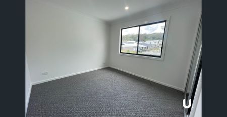 Immaculate Family Home - Photo 4